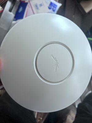 AP Unifi U-Pro (cloud control ready)